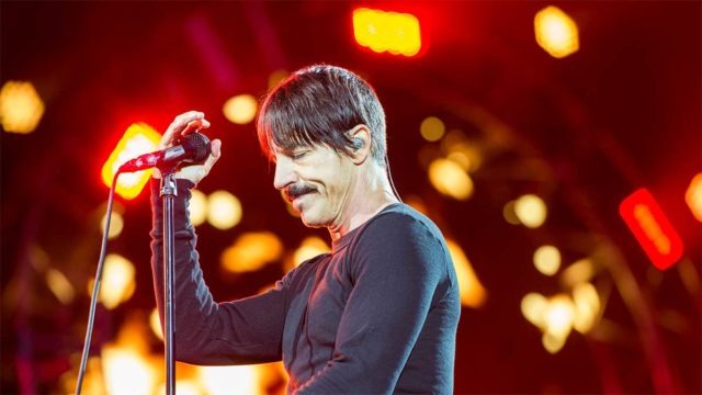 Anthony Kiedis 2 640x360 1