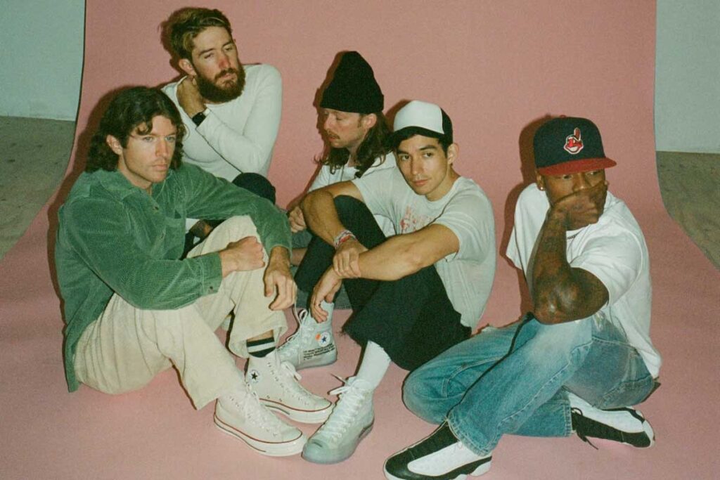 Exguitarrista de Turnstile denuncia a la banda por malversación de fondos de un concierto benéfico Turnstile 1024x683